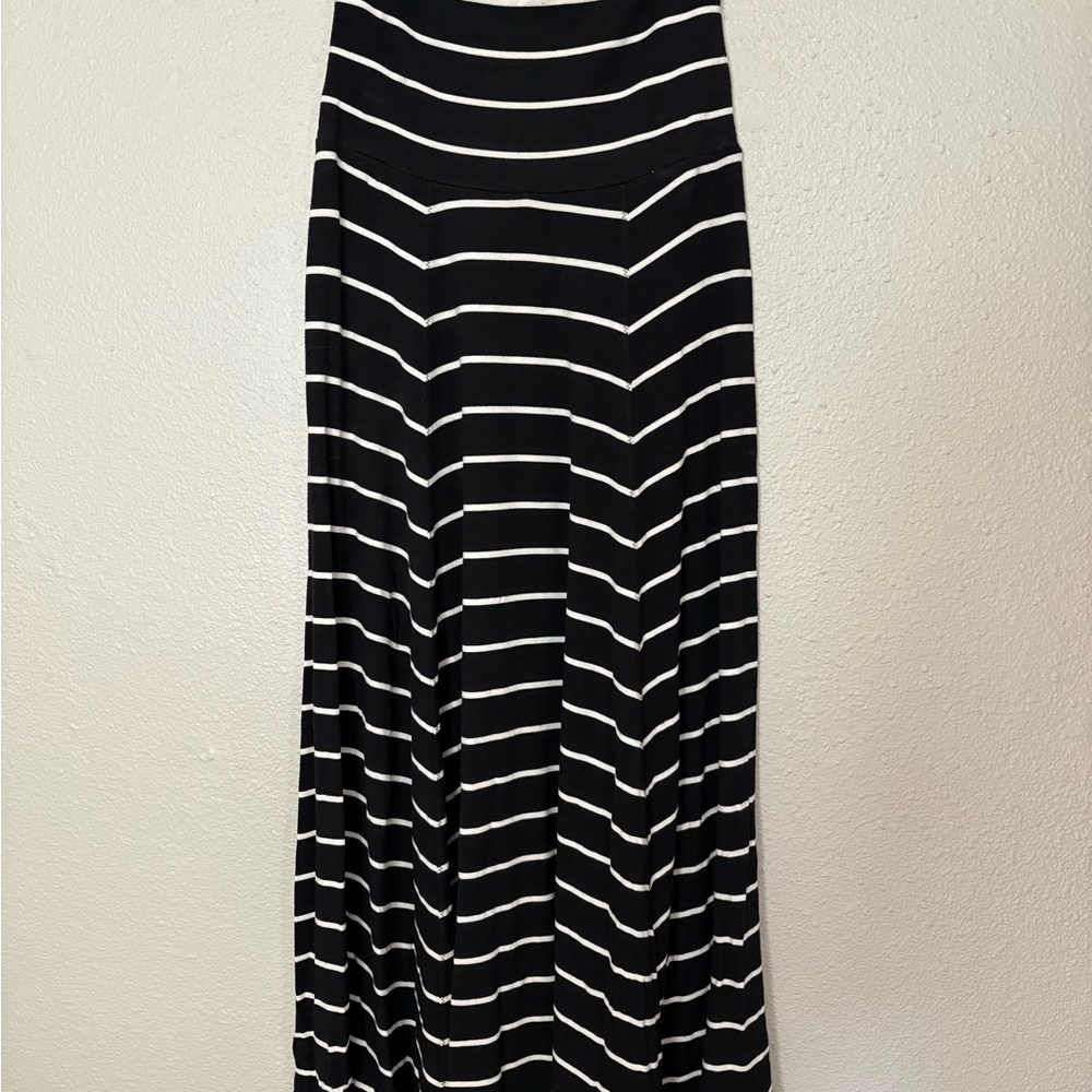 GAP Black and White Maxi Skirt